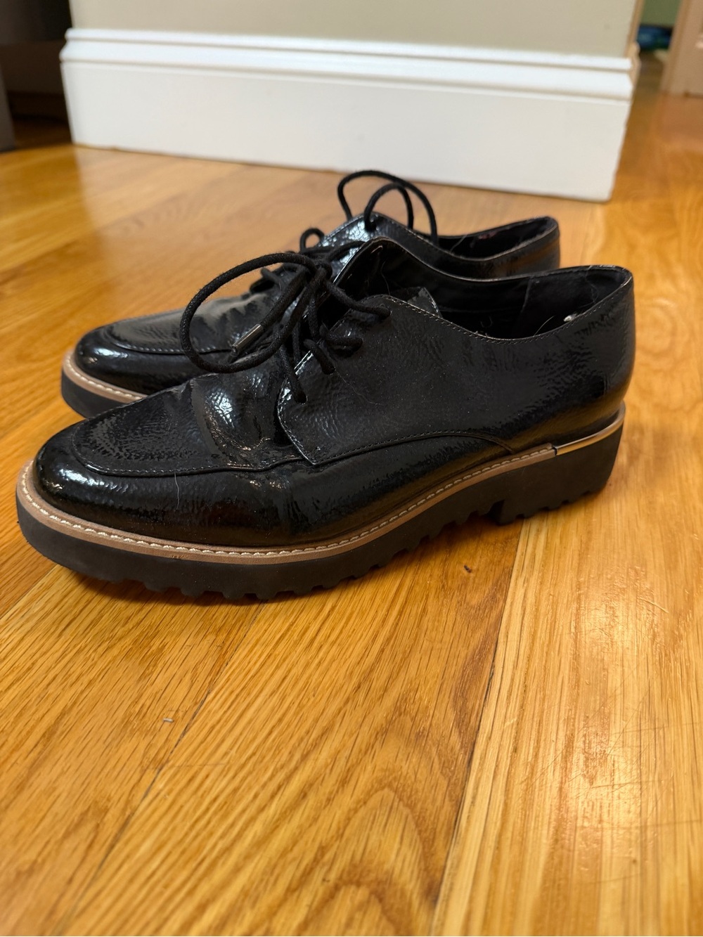 Franco Sarto Black Patent Lace-Up Platform Oxford Shoes